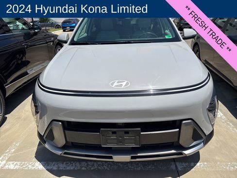 Certified 2024 Hyundai Kona Limited AWD/4WD image 2