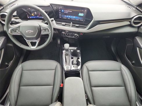 Used 2024 Chevrolet Trax ACTIV w/ Driver Confidence Package image 19