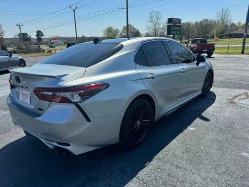 Used 2021 Toyota Camry XSE image 6