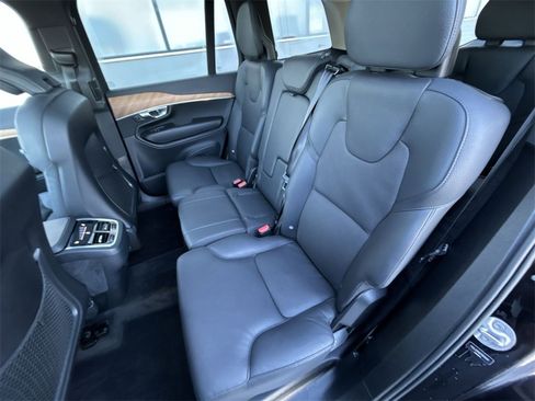 Certified 2023 Volvo XC90 B5 Plus image 23