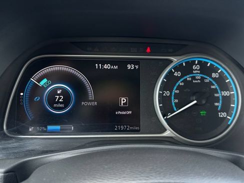 Used 2024 Nissan Leaf S FWD image 16