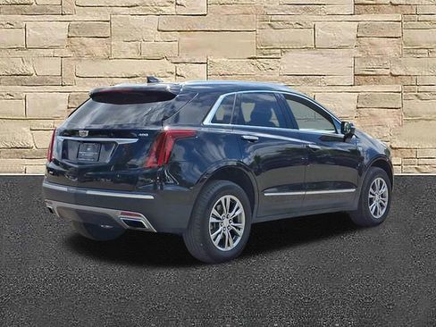 Used 2021 Cadillac XT5 Premium Luxury AWD/4WD image 4