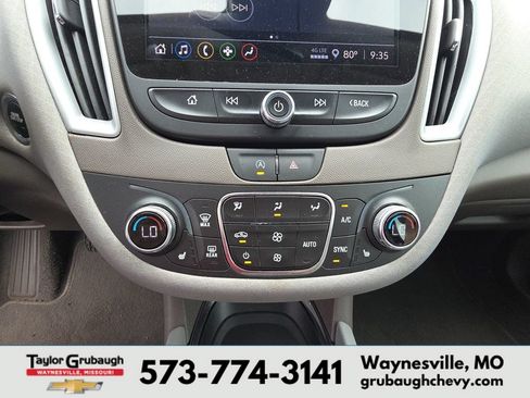 Used 2024 Chevrolet Malibu LT FWD image 23