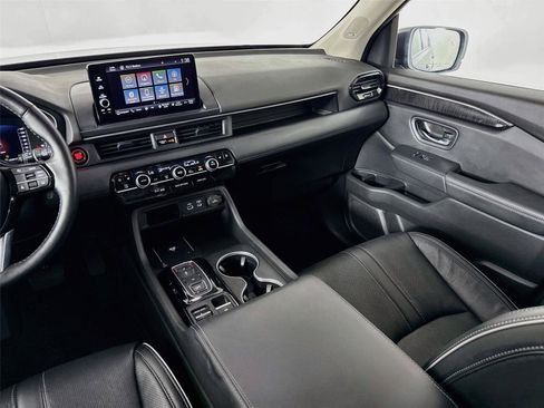 Used 2023 Honda Pilot Elite image 26