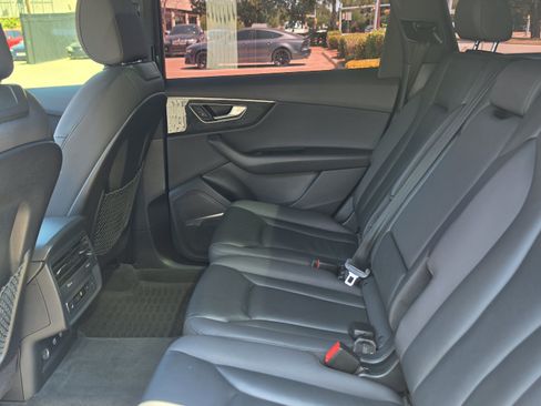 Used 2020 Audi Q7 3.0T Premium Plus w/ Premium Plus Package AWD/4WD image 23