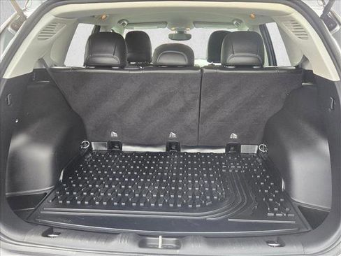 Used 2020 Jeep Compass Latitude image 6