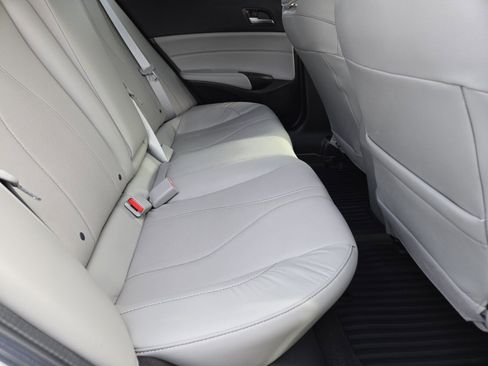 Used 2020 Acura ILX Premium Package image 15