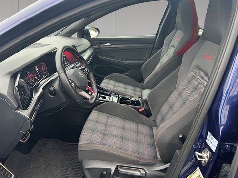 Used 2023 Volkswagen GTI SE image 10