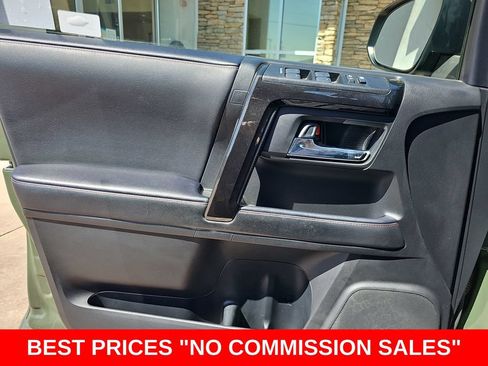 Used 2022 Toyota 4Runner TRD Off-Road Premium w/ TRD Black Wheel Package (TMS) AWD/4WD image 26