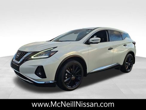 Used 2024 Nissan Murano SL image 3