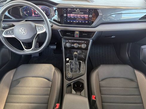 Used 2022 Volkswagen Taos SEL AWD/4WD image 12