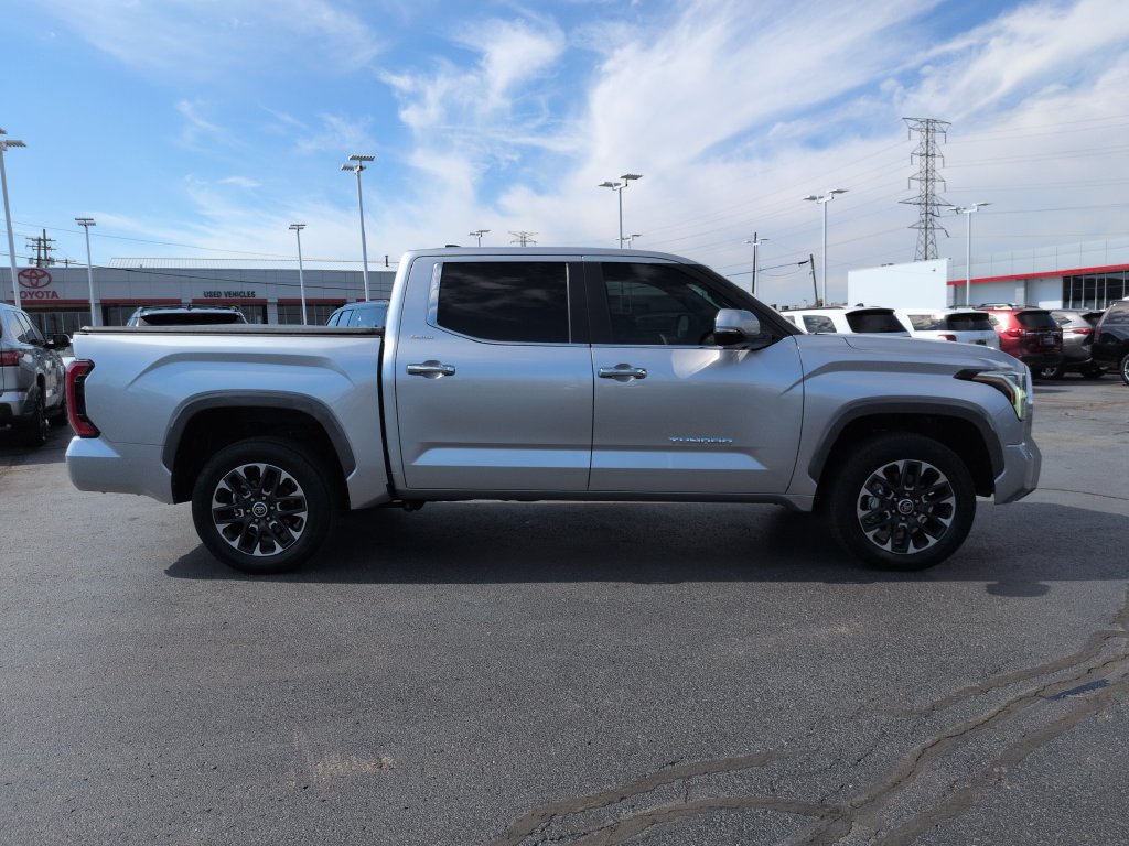 Used 2024 Toyota Tundra Limited AWD/4WD image 6