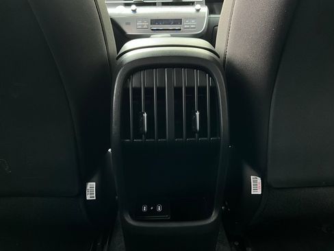 Used 2025 Hyundai Kona SEL image 13