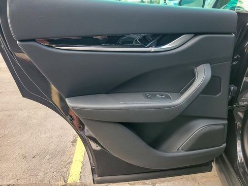 Used 2022 Maserati Levante GT image 19