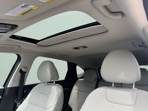 Certified 2024 Hyundai Tucson SEL w/ Convenience Package FWD image 26