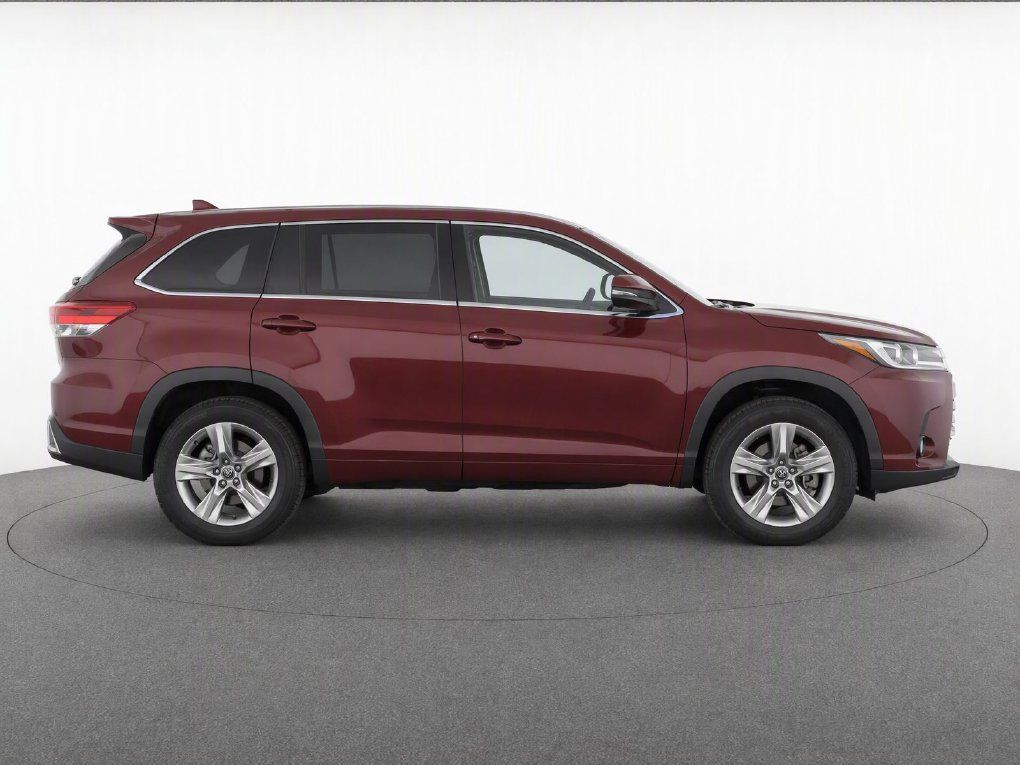 Used 2017 Toyota Highlander Limited FWD image 11