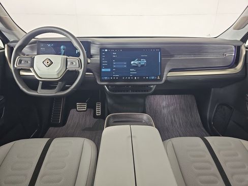 Used 2024 Rivian R1S Adventure image 26