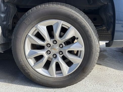 Used 2021 Chevrolet Silverado 1500 Custom image 5