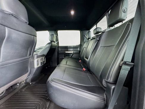 Used 2018 Ford F150 Lariat image 34