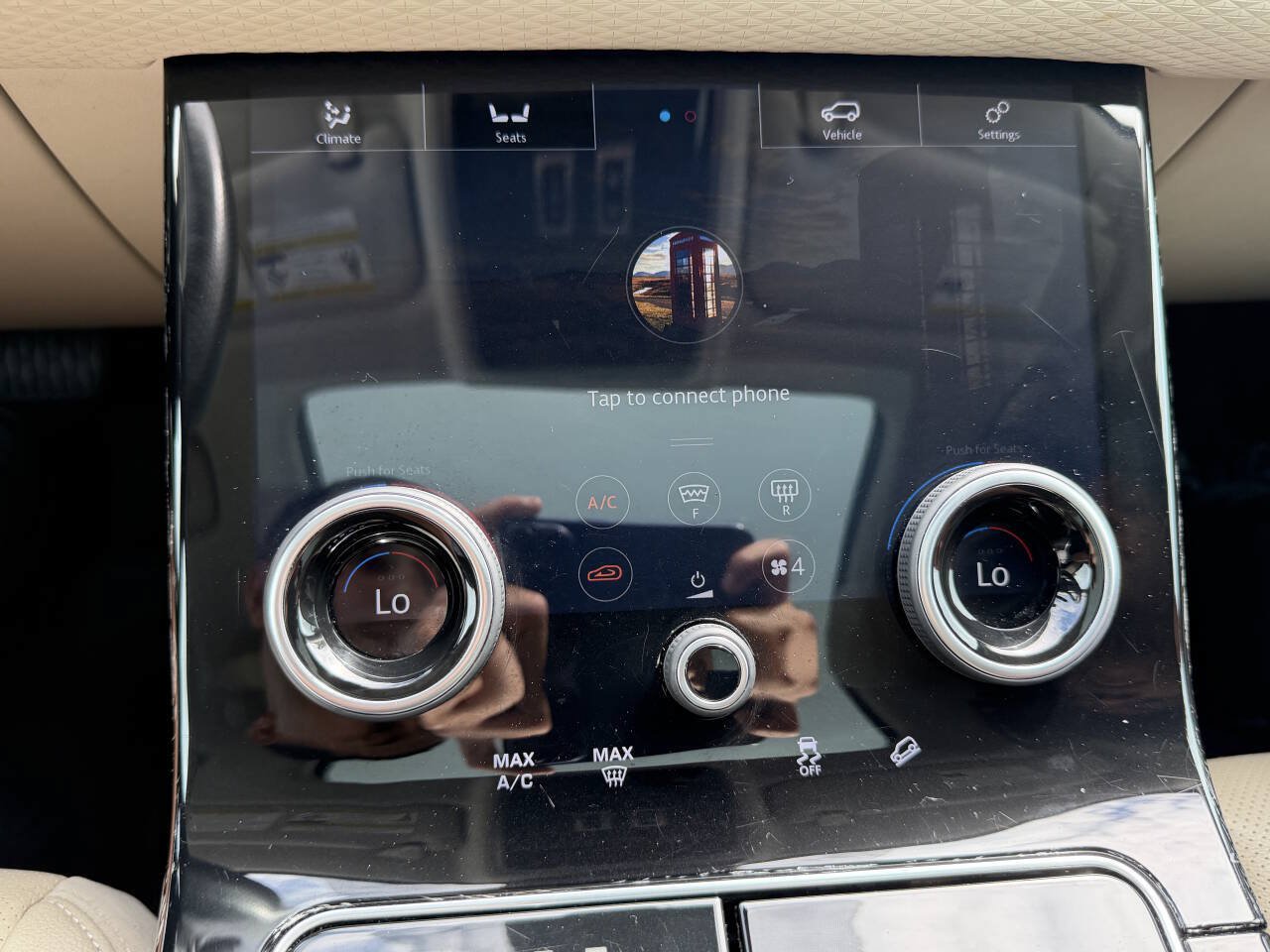 Used 2018 Land Rover Range Rover Velar S AWD/4WD image 17