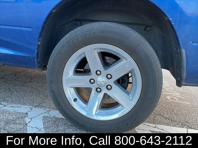 Used 2016 RAM 1500 Express RWD image 30