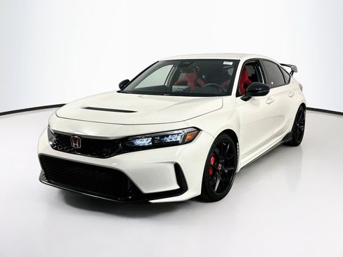Used 2025 Honda Civic Type R image 1