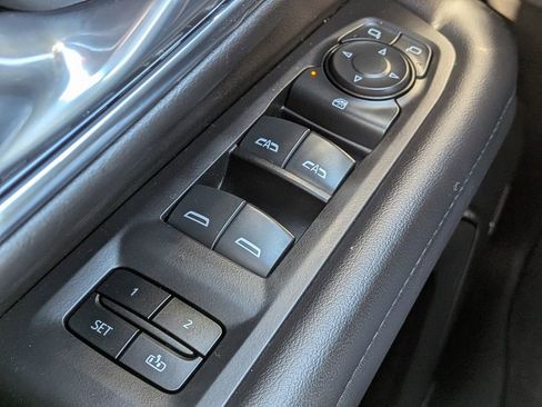 Used 2024 Chevrolet Tahoe LT RWD image 26