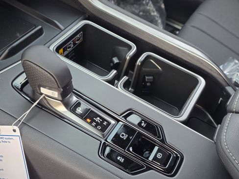 New 2026 Lexus TX 500h AWD image 22