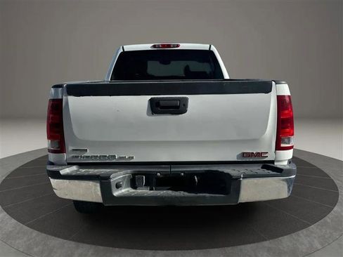 Used 2010 GMC Sierra 2500 SLT image 4