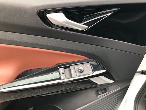 Used 2022 Volkswagen ID.4 Pro S w/ Gradient Package image 64