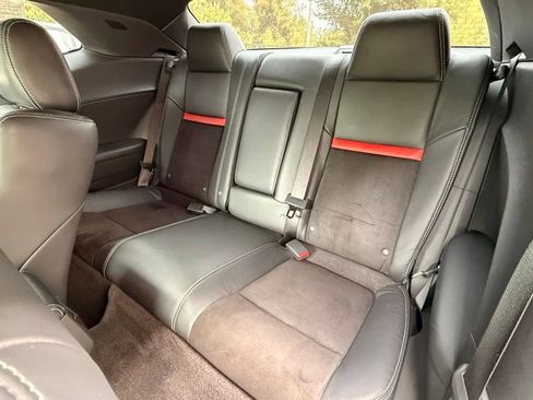 Used 2010 Dodge Challenger SRT8 RWD image 25