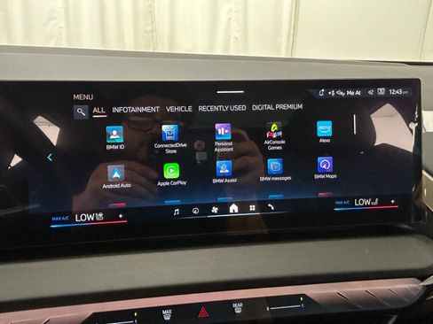 Used 2025 BMW X3 xDrive30i w/ Premium Package image 16