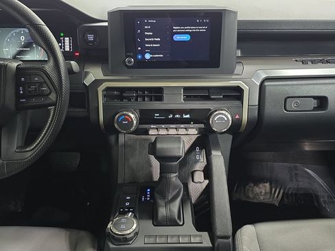 Used 2026 Toyota Tacoma SR5 AWD/4WD image 16