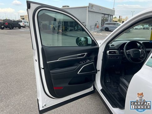 Used 2022 Kia Telluride LX AWD/4WD image 22