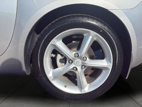 Used 2009 Saturn Sky RWD image 20