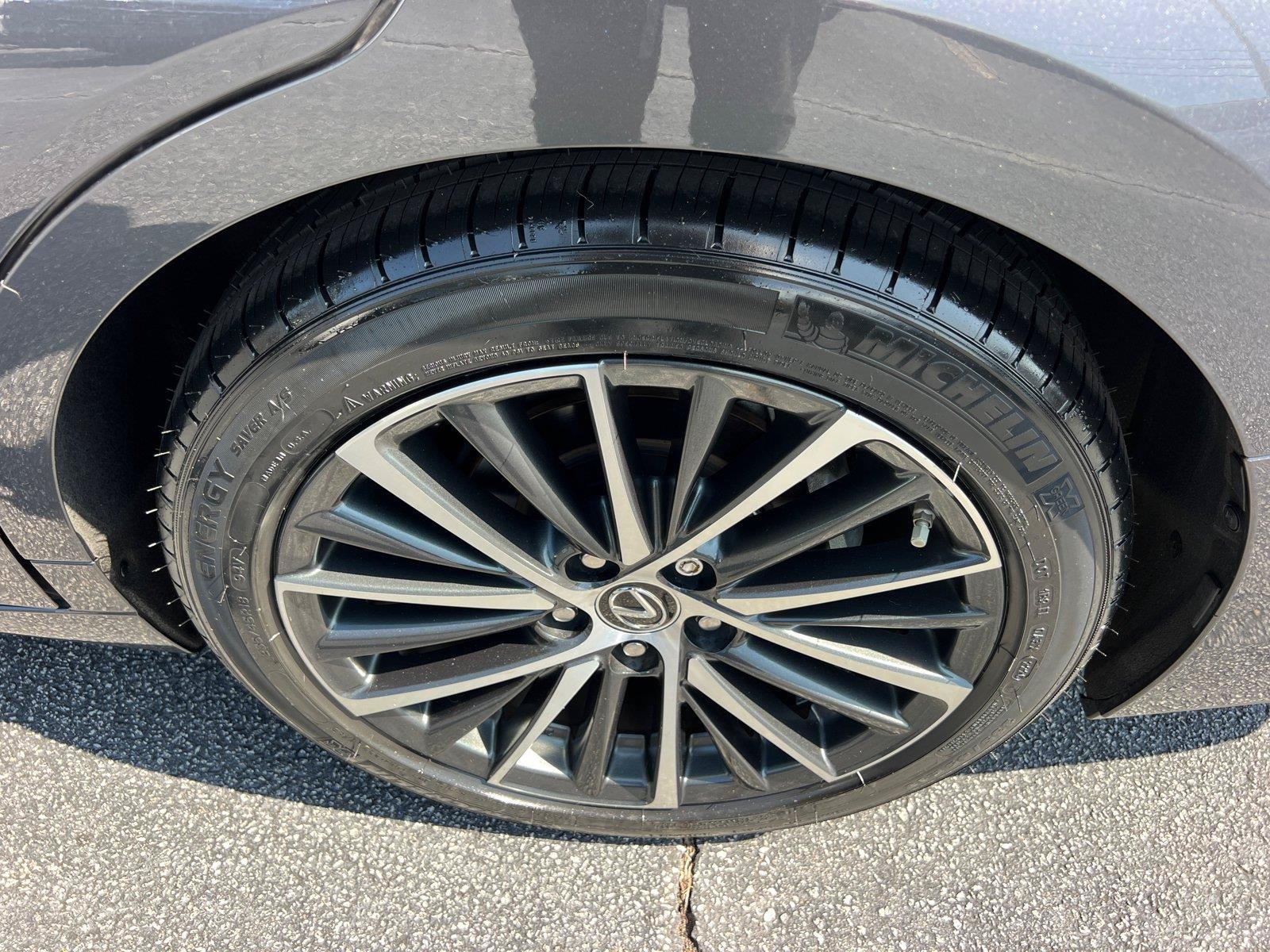 Certified 2025 Lexus ES 350 w/ Premium Package FWD image 20