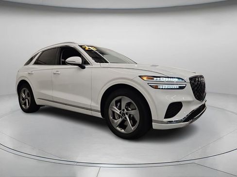 Used 2026 Genesis GV70 2.5T Select image 9