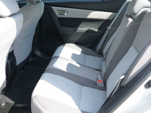 Used 2019 Toyota Corolla LE FWD image 18