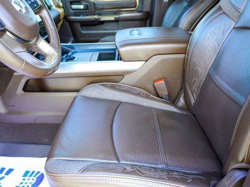 Used 2025 RAM 2500 Limited AWD/4WD image 10
