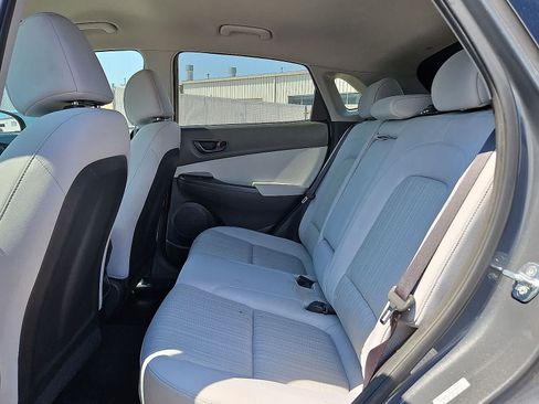 Used 2023 Hyundai Kona SEL FWD image 28