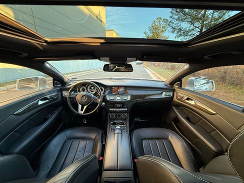 Used 2014 Mercedes-Benz CLS 550 4MATIC image 5