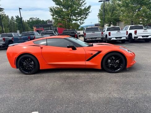 Used 2018 Chevrolet Corvette Stingray Coupe w/ Carbon Flash Badge Package RWD image 5
