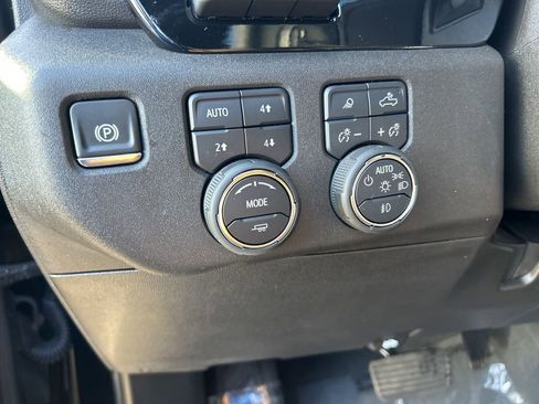 Used 2025 Chevrolet Silverado 3500 High Country w/ High Country Premium Package image 38