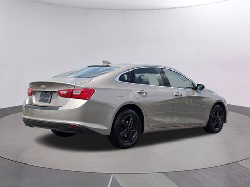 Used 2024 Chevrolet Malibu LT FWD image 6
