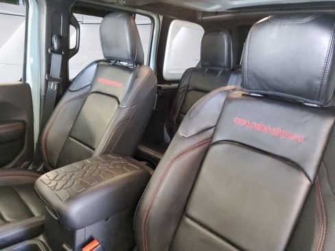 Used 2024 Jeep Wrangler Unlimited Rubicon AWD/4WD image 8