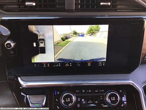 Used 2025 GMC Sierra 2500 Denali Ultimate AWD/4WD image 14