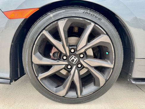 Used 2018 Honda Civic Sport image 31