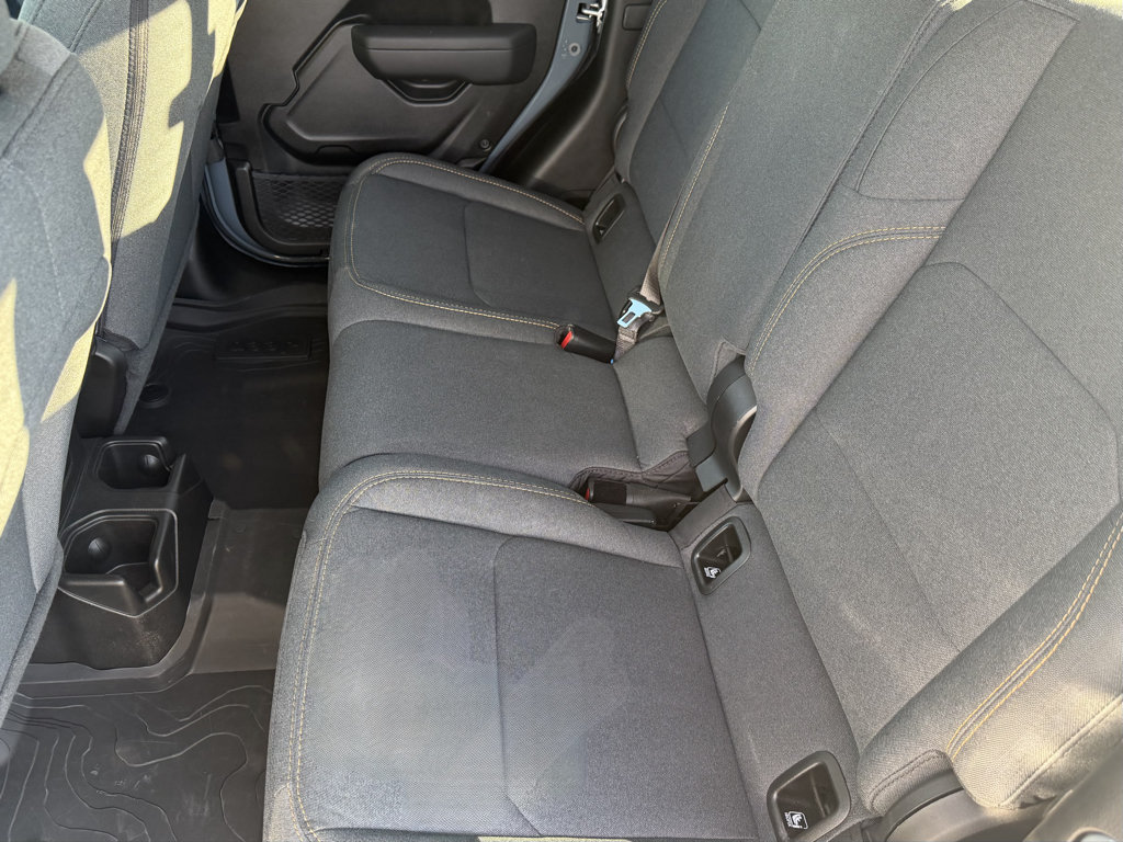 Used 2025 Jeep Gladiator Sport AWD/4WD image 24