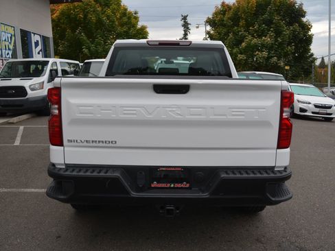 Used 2019 Chevrolet Silverado 1500 W/T w/ Trailering Package image 6