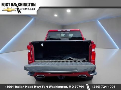 Used 2024 Chevrolet Silverado 1500 High Country w/ High Country Premium Package AWD/4WD image 6
